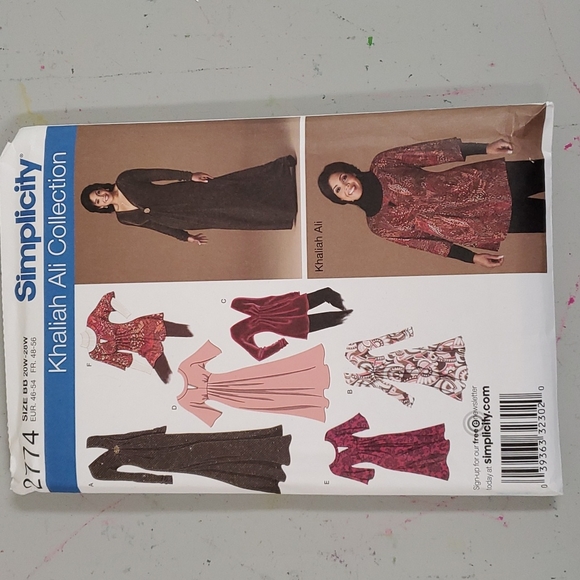 2 Simplicity Sewing Patterns S1612 and S2774 - Picture 4 of 5